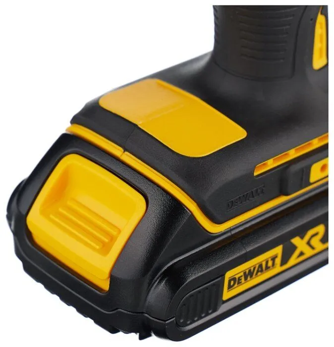 картинка Дрель-шуруповерт DeWalt DCD777S2T-QW от магазина Охранных систем и видеонаблюдения