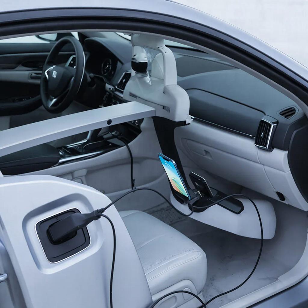 Можно ли заряжать аккумулятор телефона в автомобиле?