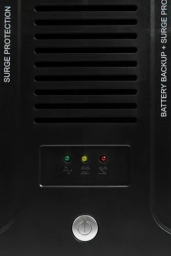 картинка SMARTWATT UPS SAFE PRO 600 от магазина Охранных систем и видеонаблюдения