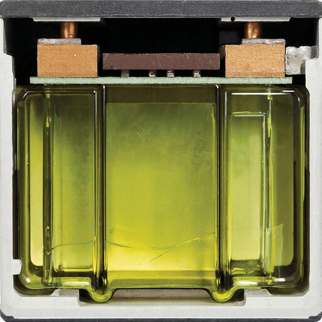 Как устроен аккумулятор для ИБП: конструкция и требования