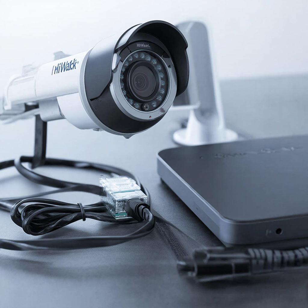 Как подключить HiWatch камеру к роутеру через статический IP