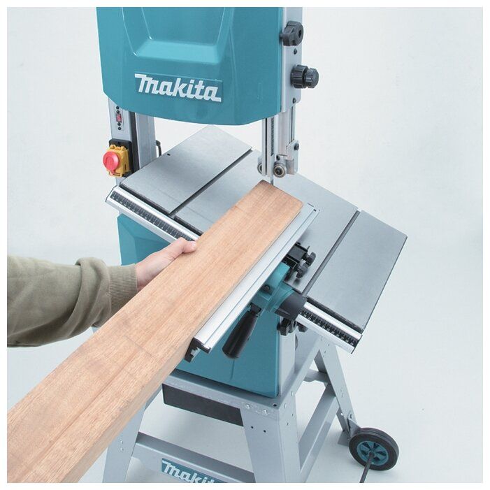 картинка Станок Makita LB1200F от магазина Охранных систем и видеонаблюдения