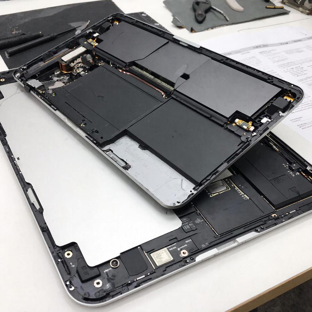 Как снять аккумулятор ноутбука MacBook (несъёмный) — что делать безопасно