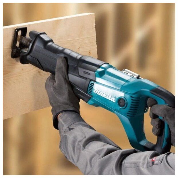 картинка Сабельная пила Makita JR3061T от магазина Охранных систем и видеонаблюдения