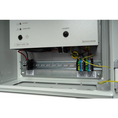 картинка Уличный ИБП SKAT-UPS 800-IP65-ON-R04 от магазина Охранных систем и видеонаблюдения