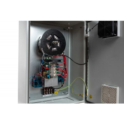 картинка Уличный стабилизатор напряжения SKAT ST-10000 IP54 от магазина Охранных систем и видеонаблюдения